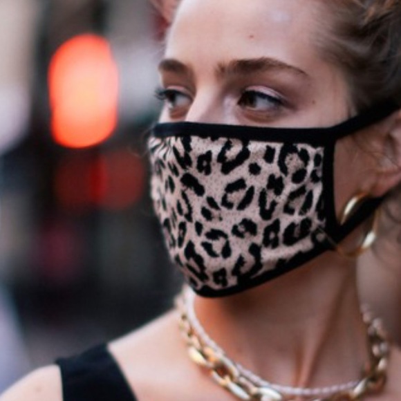 SNAKESKIN PRINT FASHION FACE MASK - Picture 3 of 3